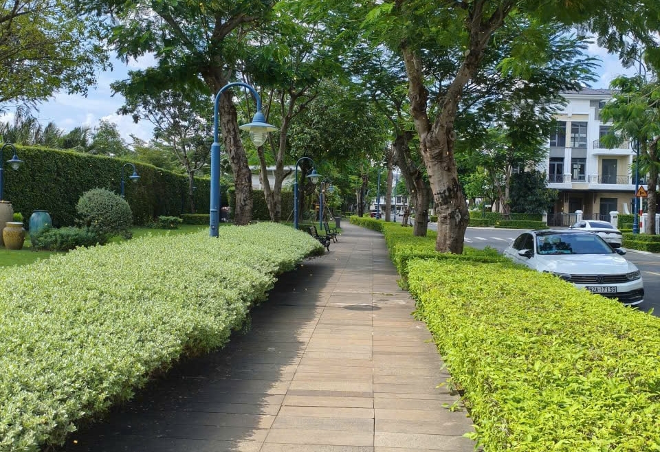 Bảo dưỡng cảnh quan: Chi phí hay khoản đầu tưsinh lời cho doanh nghiệp?